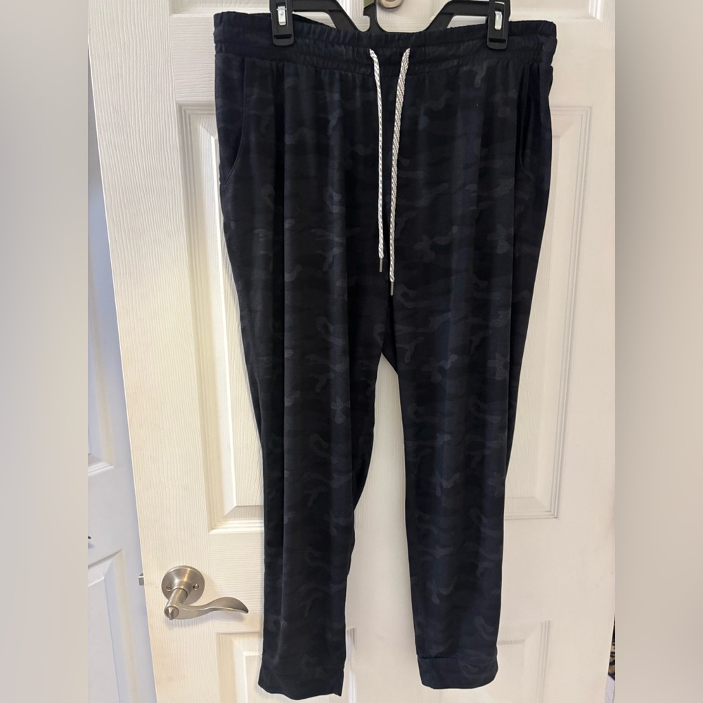 Members‎ Mark Black Camouflage Jogger Pants-5/$25